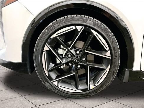 Used 2025 Kia K4 GT-Line FWD image 8