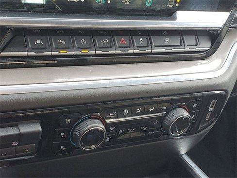 Certified 2022 Chevrolet Silverado 1500 High Country w/ High Country Premium Package image 24