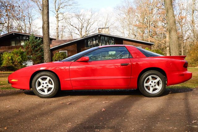 Used 1997 Pontiac Firebird Coupe w/ Opt Pkg RWD image 3