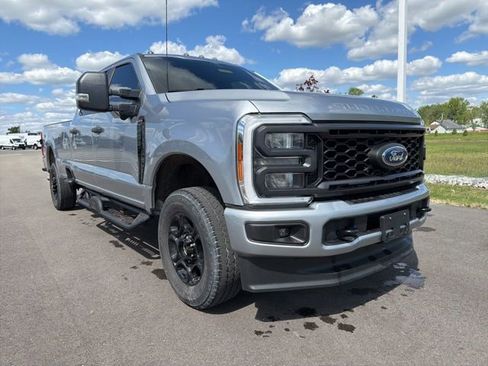 Used 2023 Ford F250 XL w/ STX Appearance Package AWD/4WD image 1