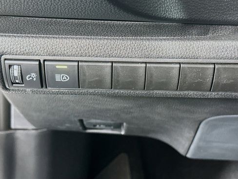 Used 2026 Toyota Corolla LE FWD image 17