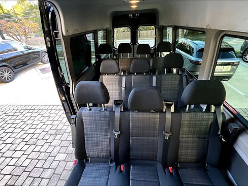 Used 2016 Mercedes-Benz Sprinter 2500 image 16