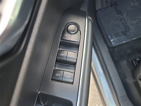 Certified 2025 GMC Acadia Elevation image 17