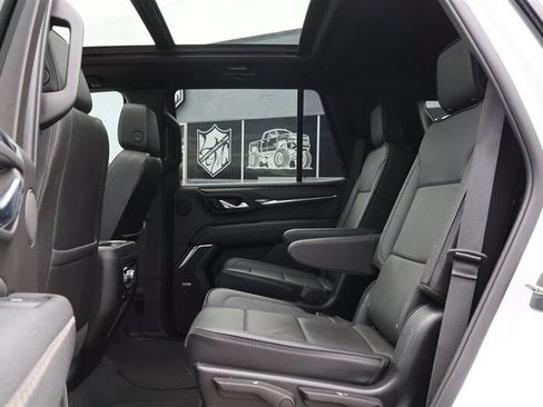 Used 2023 GMC Yukon Denali AWD/4WD image 26