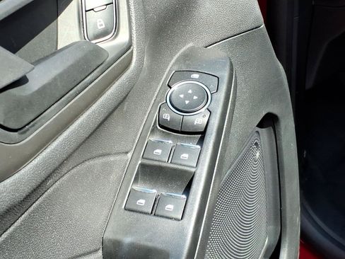 Certified 2025 Ford Escape Active w/ Cold Weather Package AWD/4WD image 9
