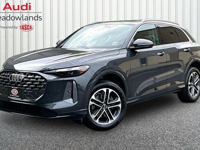 Used 2025 Audi Q5 Premium w/ Convenience Package