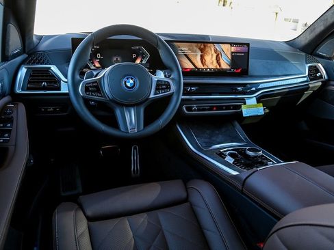 New 2026 BMW X5 xDrive50e w/ M Sport Package image 9