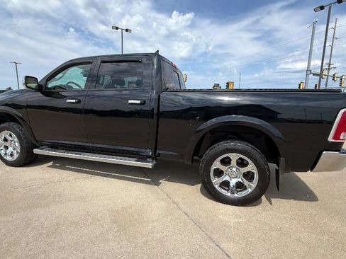 Used 2013 RAM 1500 Laramie w/ Convenience Group AWD/4WD image 9