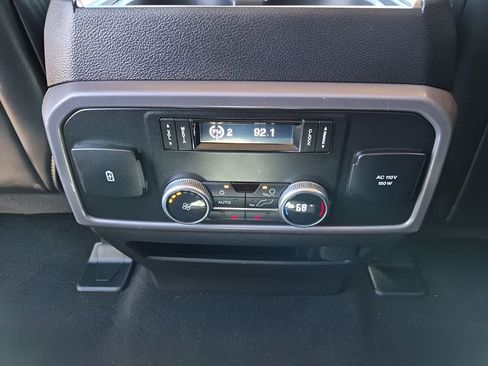 Used 2021 Ford Expedition Platinum image 21