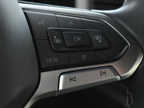 Used 2023 Volkswagen Atlas Cross Sport SE image 19