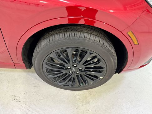 New 2025 Lincoln Corsair Premiere w/ Equipment Group 101A image 30