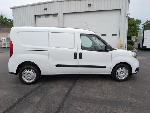Used 2022 RAM ProMaster City Tradesman FWD image 6