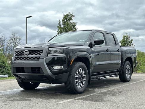 Used 2025 Nissan Frontier SL AWD/4WD image 19
