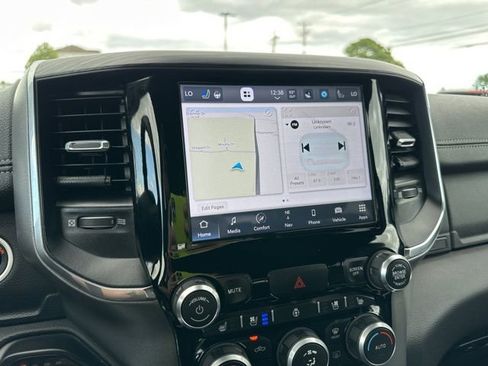 Used 2024 RAM 1500 Laramie image 21