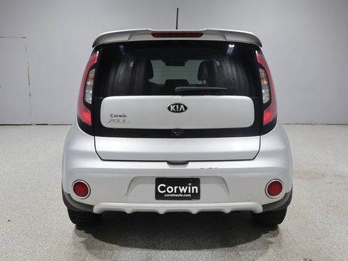 Used 2018 Kia Soul + FWD image 3