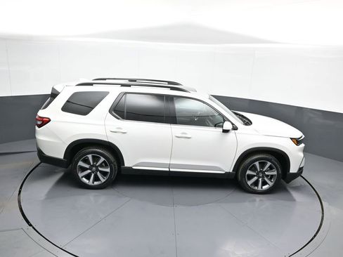 Certified 2023 Honda Pilot Elite image 40