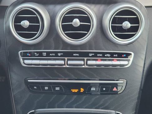 Used 2023 Mercedes-Benz GLC 300 4MATIC Coupe image 20