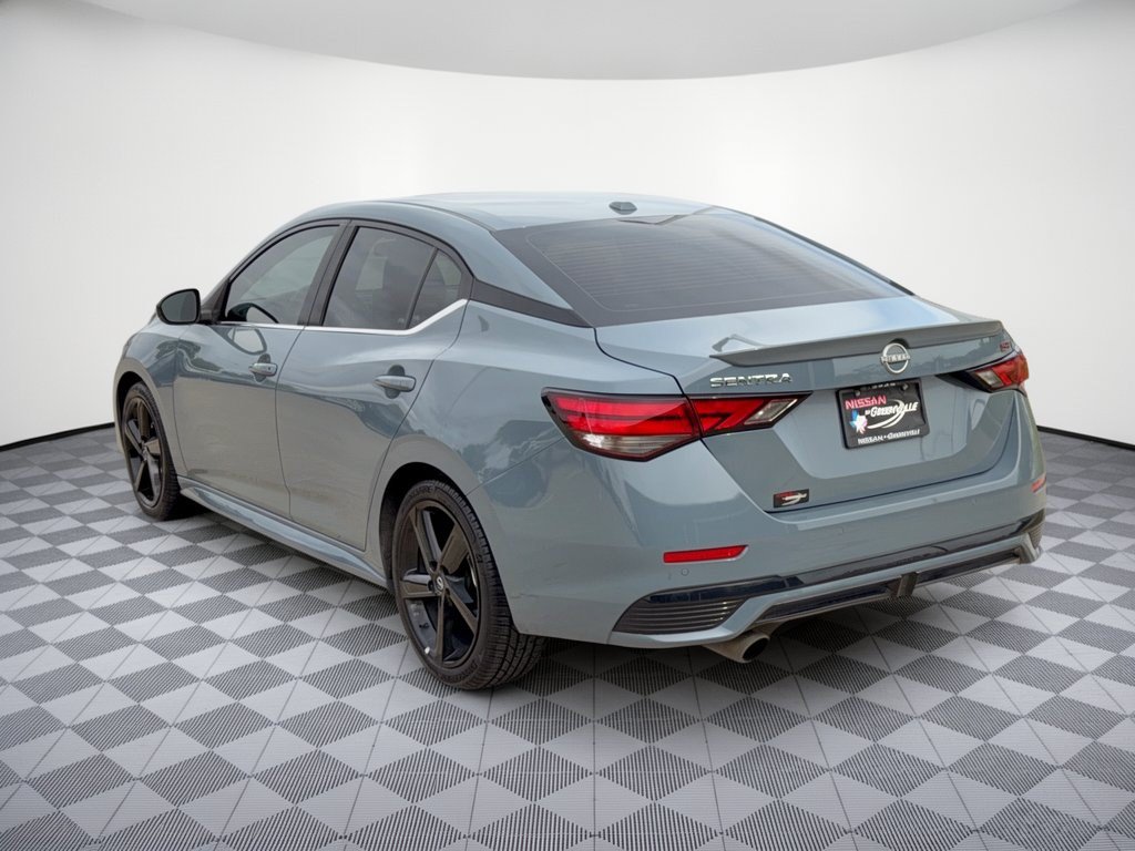 Used 2025 Nissan Sentra SR FWD image 3