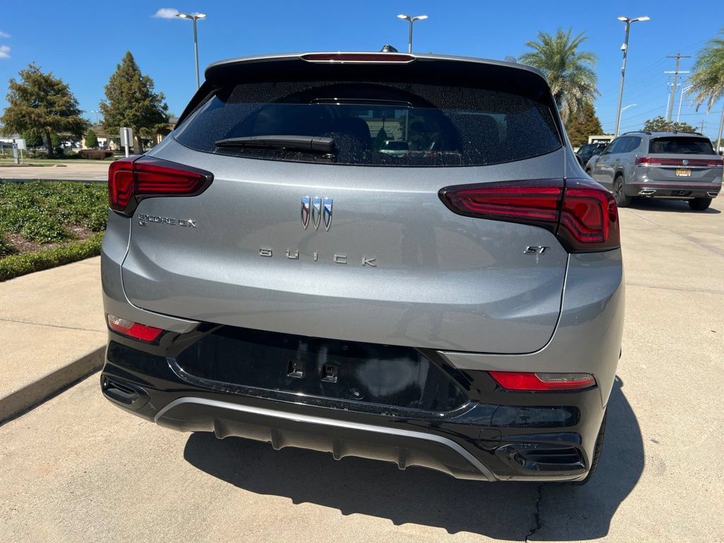 Used 2024 Buick Encore GX Sport Touring AWD/4WD image 4