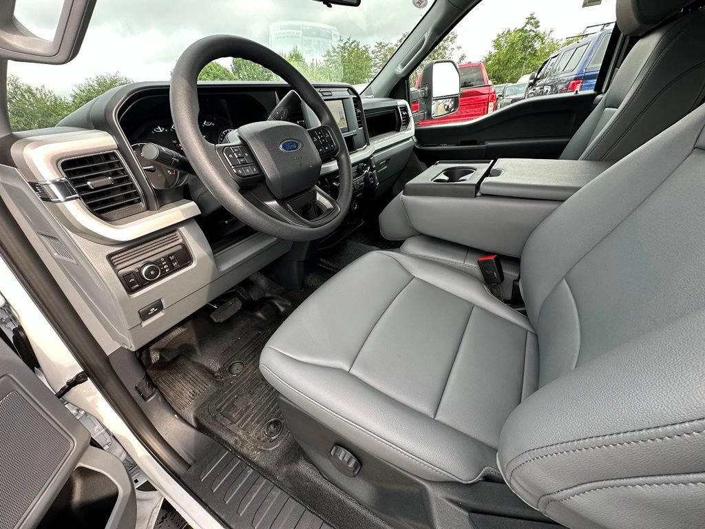 New 2026 Ford F550 4x4 Supercab Super Duty image 20
