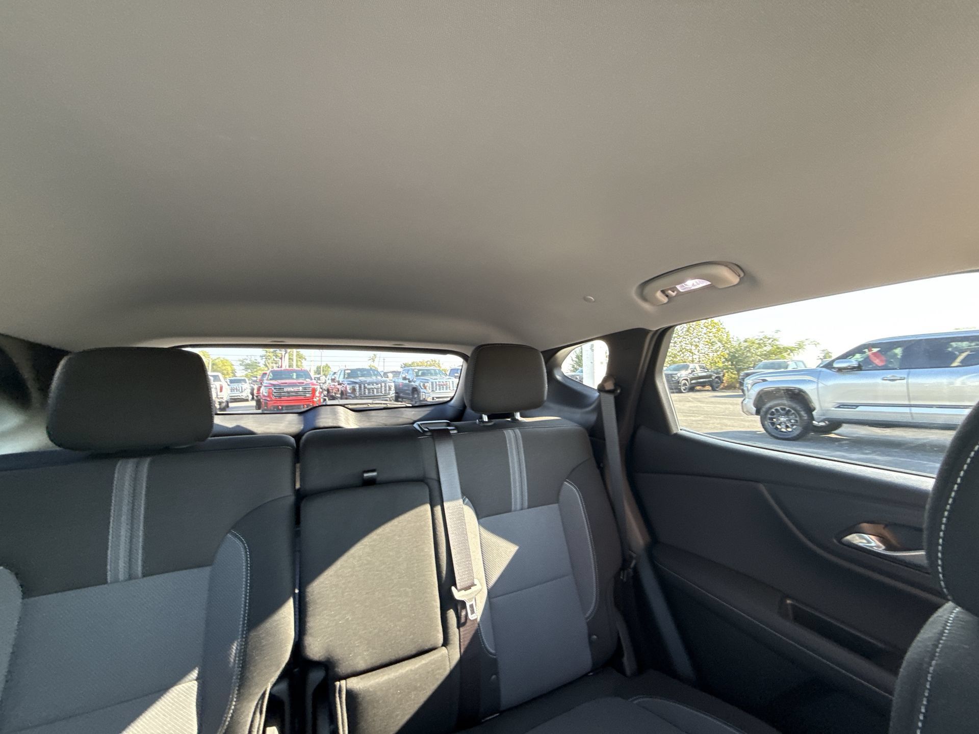 Used 2024 Chevrolet Blazer LT w/ Convenience Package FWD image 12