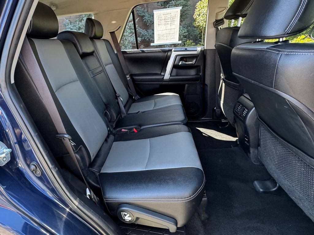 Used 2017 Toyota 4Runner SR5 Premium AWD/4WD image 34