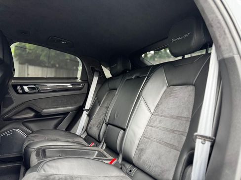 Used 2023 Porsche Cayenne Turbo GT AWD/4WD image 24