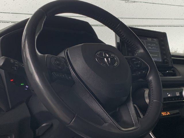 Used 2019 Toyota RAV4 XLE Premium FWD image 19
