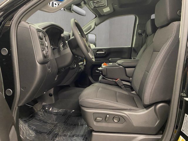 New 2026 Chevrolet Silverado 2500 Custom w/ Custom Value Package AWD/4WD image 7