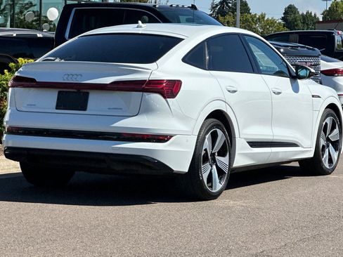 Used 2021 Audi e-tron Prestige w/ Prestige Package AWD/4WD image 4