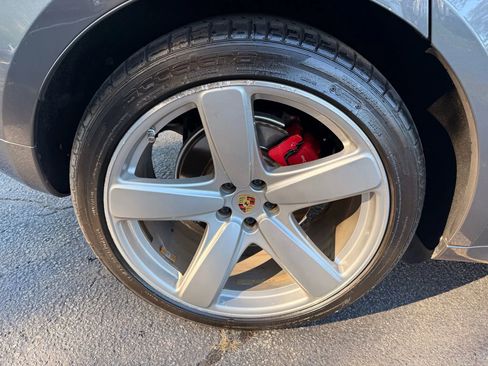 Used 2017 Porsche Macan GTS image 52