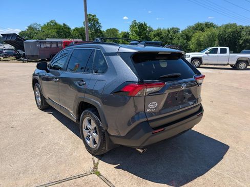 Used 2025 Toyota RAV4 LE AWD/4WD image 7