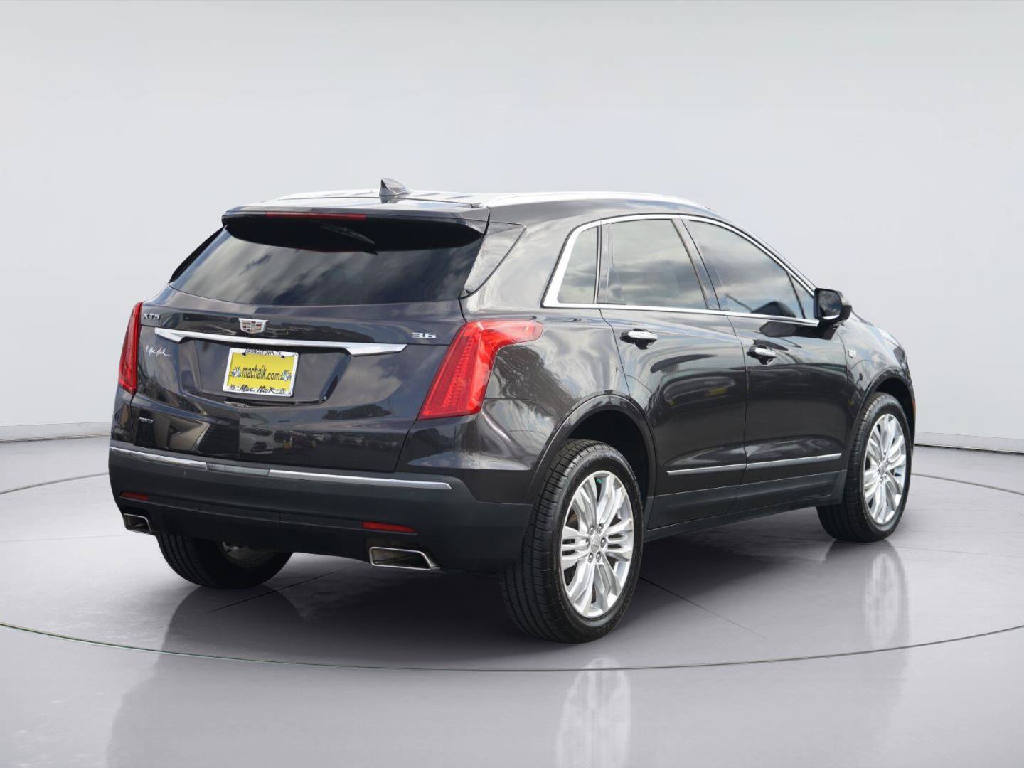 Used 2018 Cadillac XT5 Premium Luxury AWD/4WD image 6