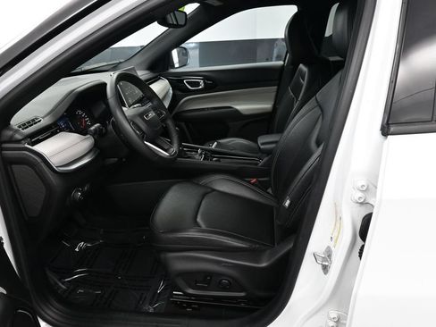 Used 2025 Jeep Compass Limited AWD/4WD image 28