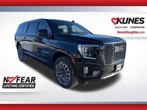 Used 2024 GMC Yukon XL Denali Ultimate AWD/4WD image 4