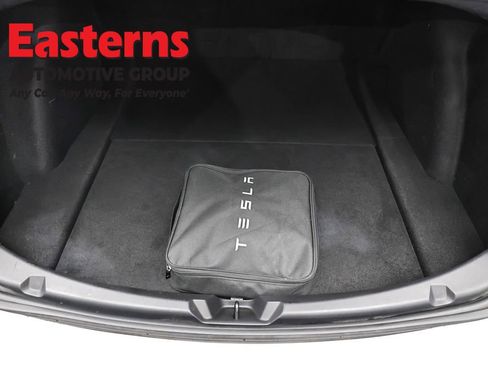 Used 2023 Tesla Model 3 Standard Range RWD image 9
