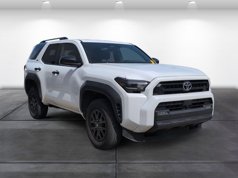 Used 2025 Toyota 4Runner SR5 image 2