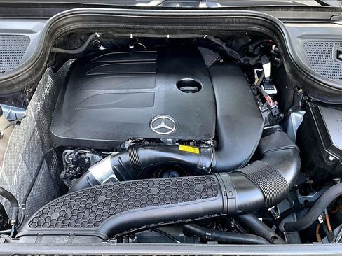 Used 2023 Mercedes-Benz GLE 350 4MATIC image 9