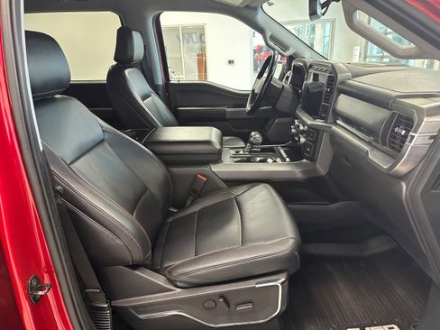 Used 2022 Ford F150 Lariat image 15