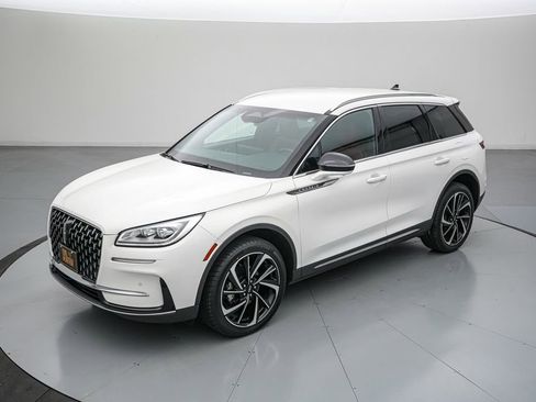 Used 2023 Lincoln Corsair Reserve w/ Equipment Group 201A AWD/4WD image 9