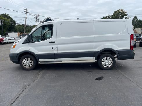 Used 2018 Ford Transit 250 130 Low Roof w/ Exterior Upgrade Package RWD image 2