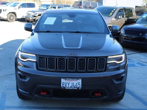 Used 2021 Jeep Grand Cherokee Trailhawk w/ Premium Lighting Group image 2
