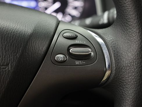 Used 2021 Nissan Murano S FWD image 25