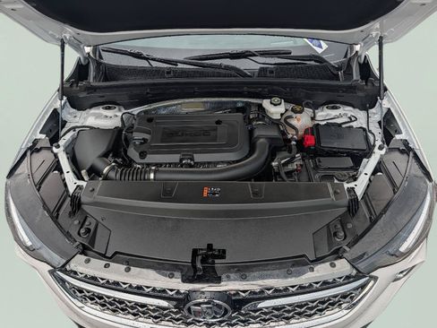 Used 2023 Buick Envision Avenir AWD/4WD image 28