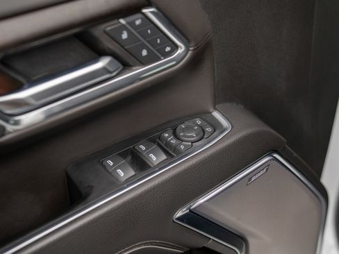 Used 2024 GMC Sierra 3500 Denali w/ Denali Reserve Package image 15