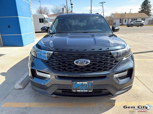 Used 2023 Ford Explorer ST-Line w/ Class IV Trailer Tow Package AWD/4WD image 3