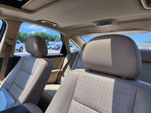 Used 2008 Mercury Sable Premier image 7