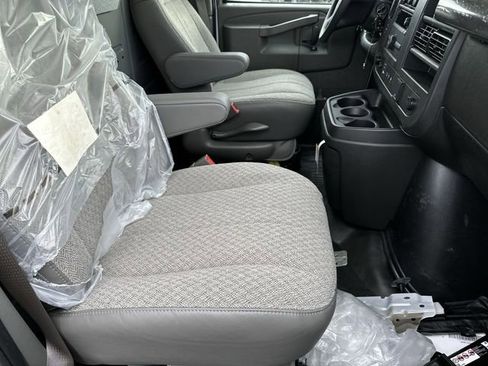 New 2025 GMC Savana 3500 w/ Driver Convenience Package image 26