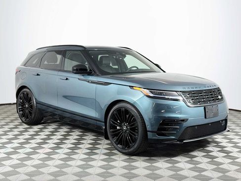 Used 2026 Land Rover Range Rover Velar Dynamic SE AWD/4WD image 3