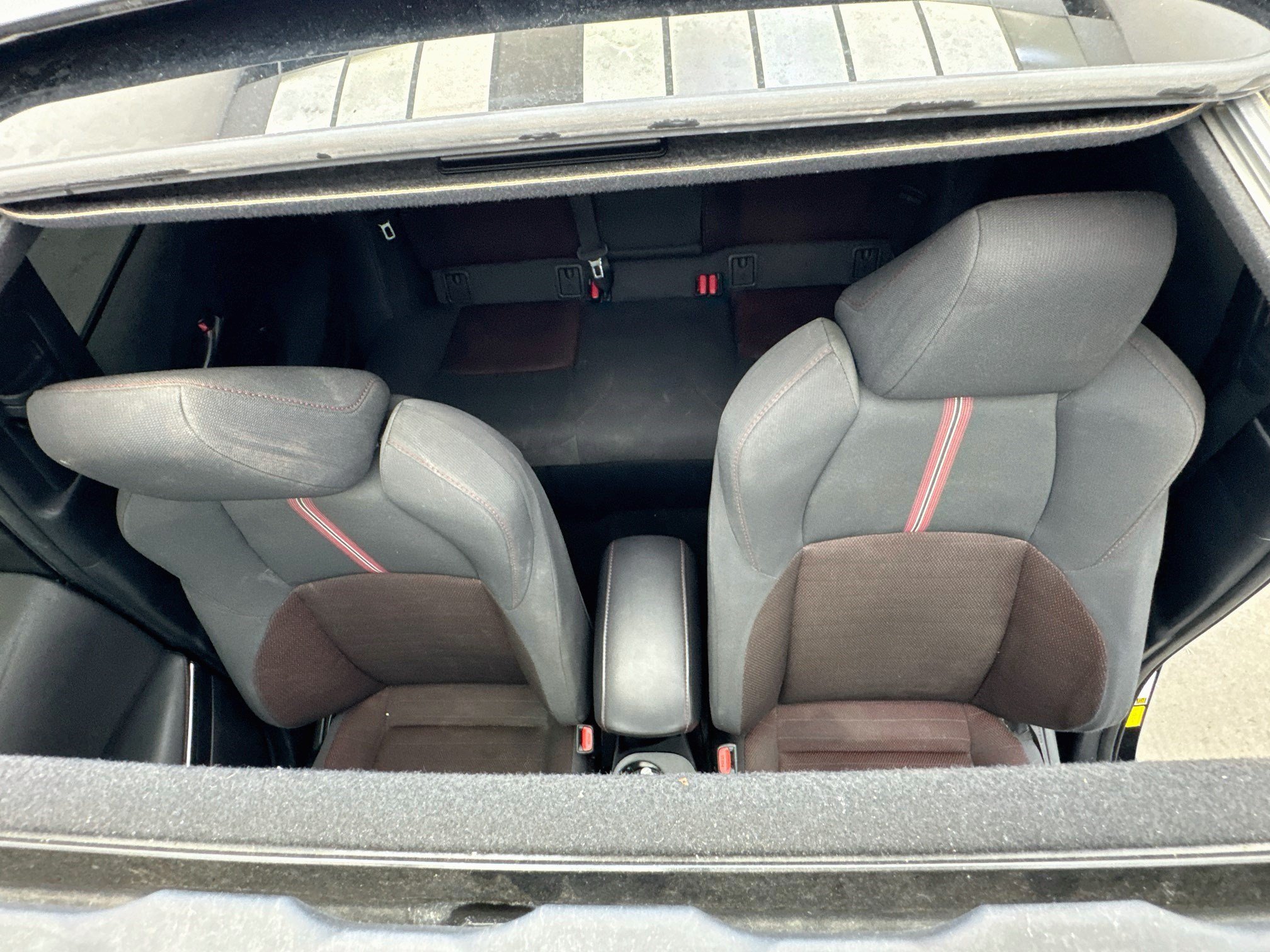 Used 2023 Toyota Corolla SE w/ SE Package FWD image 14